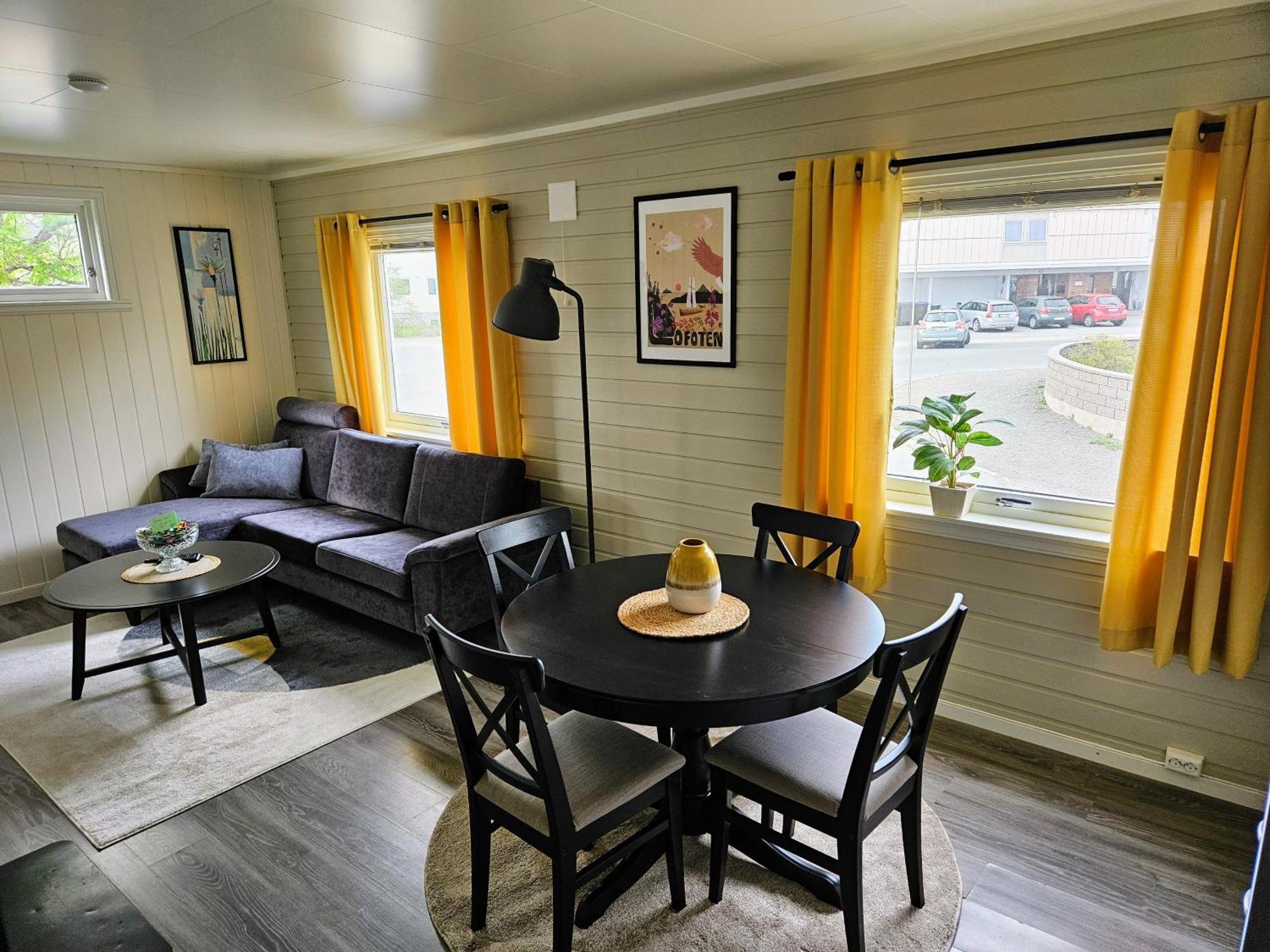 Leilighet I Svolvaer Sentrum 外观 照片